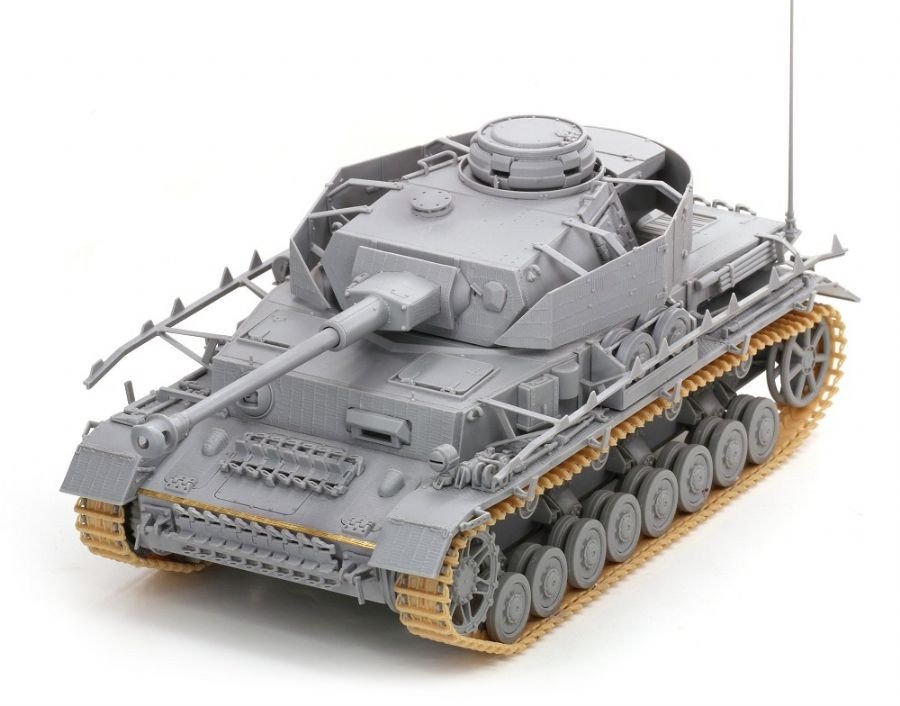 Dragon 6611 Pz.Kpfw.IV Ausf.H with Zimmerit 1/35 – zdjęcie 3