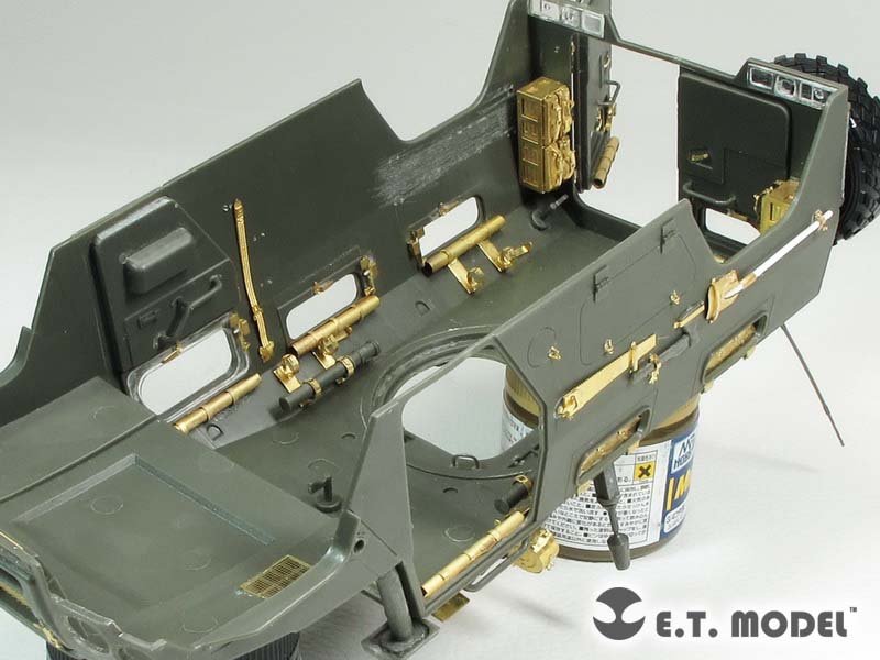ET Model E35-195 Russian GAZ-233014 STS &amp;quot;TIGER&amp;quot; Interior (For Meng VS-003) (1/35) – image 5