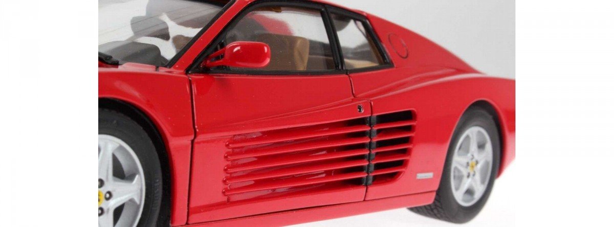 Revell 07084 Ferrari 512 TR 1/24 – image 3