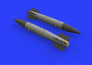 Eduard 672215 B43-1 Nuclear Weapon w/ SC43-4/ -7 tail assembly 1/72 – zdjęcie 2