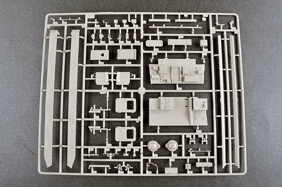 Trumpeter 09521 Russian S-300V 9A85 SAM 1/35 – image 13