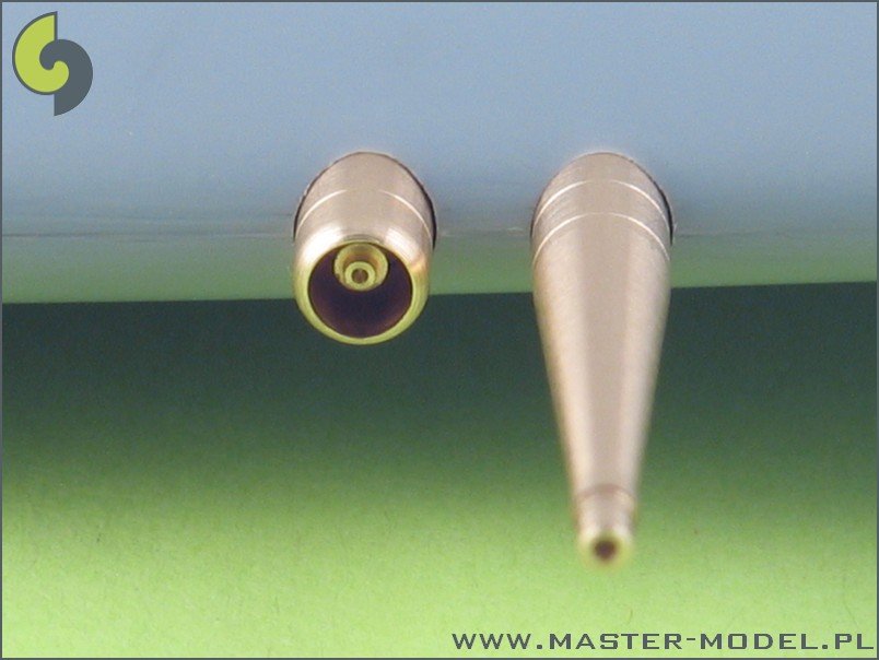 Master AM-48-005 Supermarine Spitfire early E wing - Hispano 20mm &amp;amp; .50cal in fairings 1/48 – zdjęcie 3