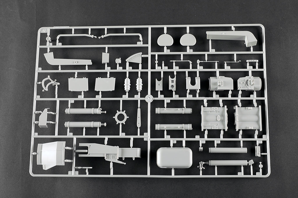 Trumpeter 00944 Pz.Kpfw.VI Ausf.E Sd.Kfz.181 Tiger I (Medium Production) 1/16 – image 38