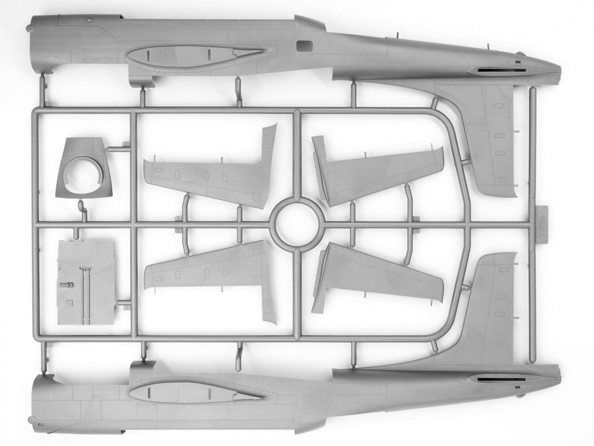 ICM 48288 A-26C-15 Invader with pilots and ground personnel 1/48 – image 21