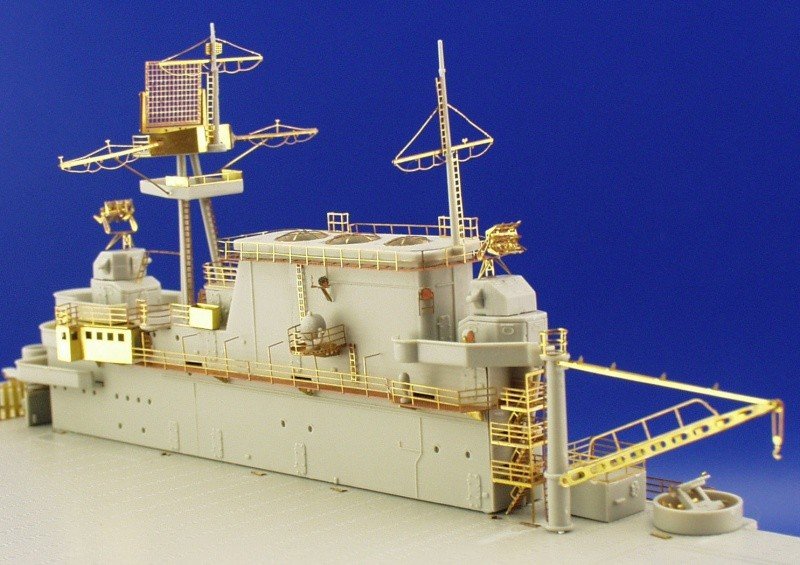 Eduard 53005 US Aircraft Carrier Hornet 1/350 Trumpeter – zdjęcie 8