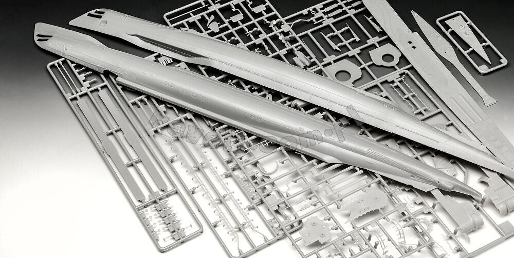 Revell 05167 German Submarine Type IX C/40 U190 1/144 – image 8