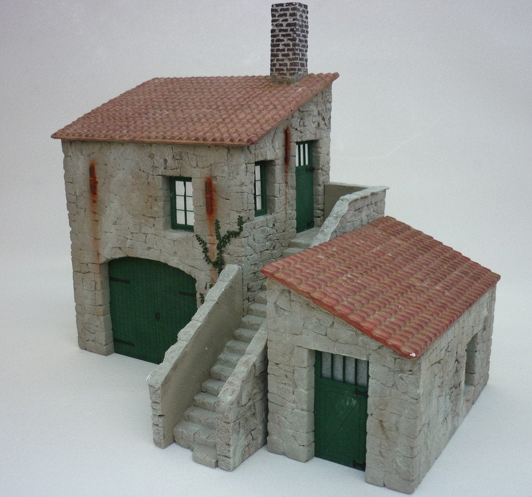 RT-Diorama 35184 Italian Farm House 1/35 – image 3