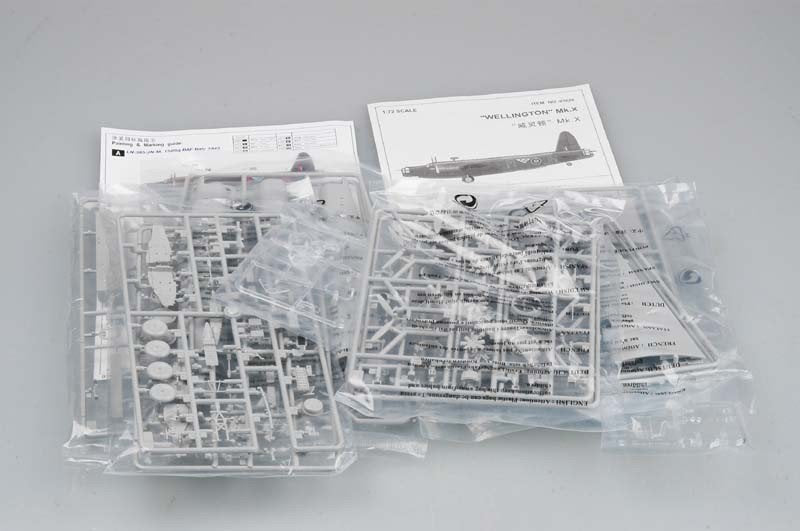 Trumpeter 01628 Vickers Wellington Mk X 1/72 – zdjęcie 3