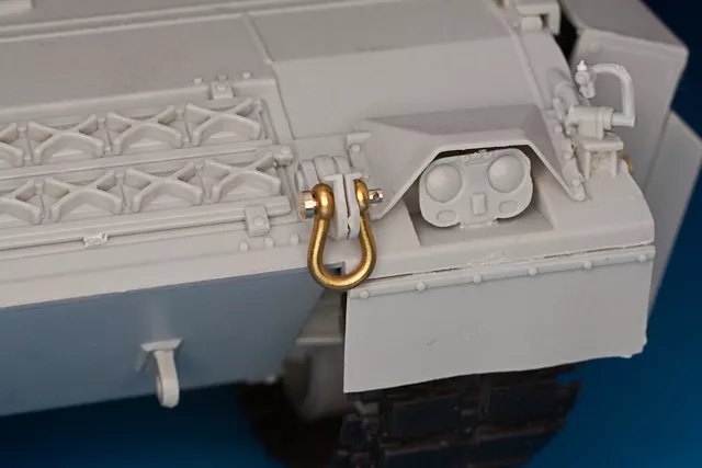 RB Model 10374A Shackles (4 pcs) Used in different military vehicles drawing and dimensions 1/35 – zdjęcie 3