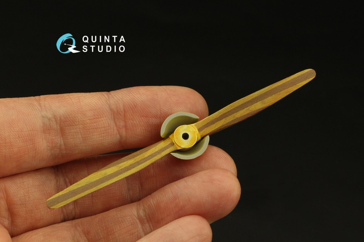 Quinta Studio QL32007 Wooden Propellers Axial (Roden) 1/32 – image 7