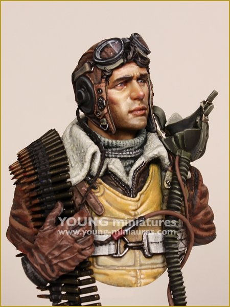 Young Miniatures YM1894 B-24 GUNNER USAAF WWII 1/10 – zdjęcie 3