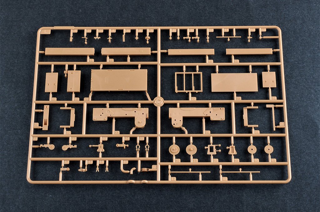 I Love Kit 63527 M1001 W/M790 Erector Lanucher Trailer 1/35 – image 13