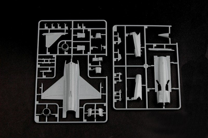Trumpeter 01658 Chinese FC-1 Fierce Dragon (01/03 Prototype) 1/72 – zdjęcie 3