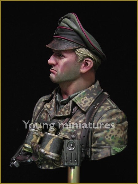 Young Miniatures YM1831 German Waffen SS Officer 1944 1/10 – zdjęcie 4