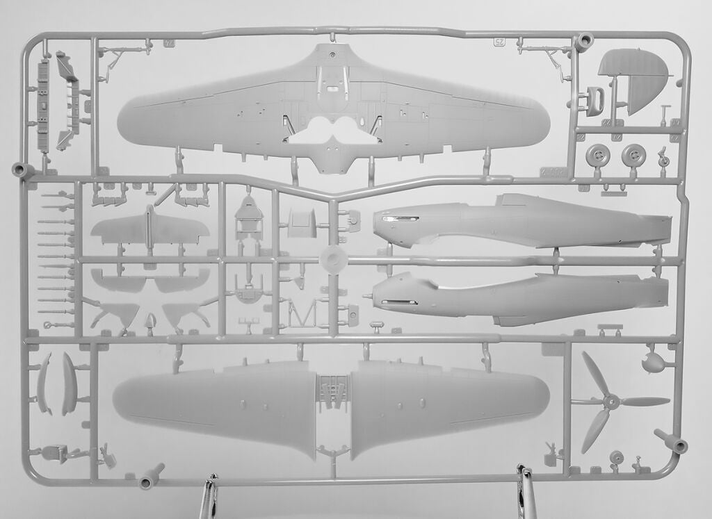 Arma Hobby 70046 Hurricane Mk II Reconnaissance Deluxe Set 1/72 – image 15
