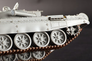 Trumpeter 09604 T-72M1 MBT 1/35 – image 27