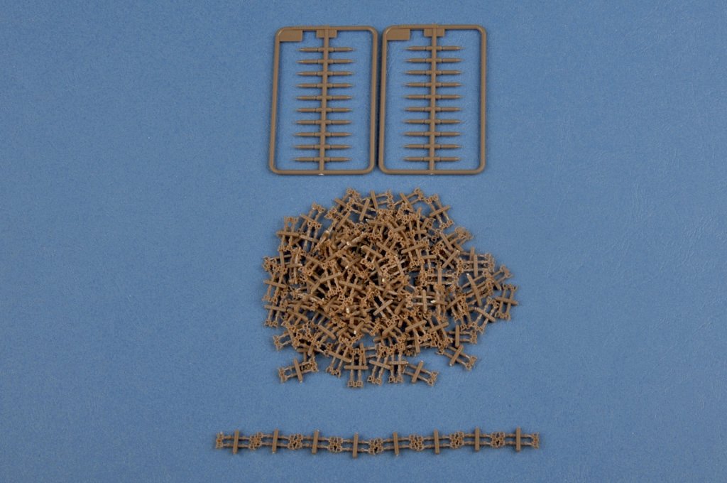 Hobby Boss 82497 Soviet T-26 Light Infantry Tank Mod.1938 1/35 – zdjęcie 6