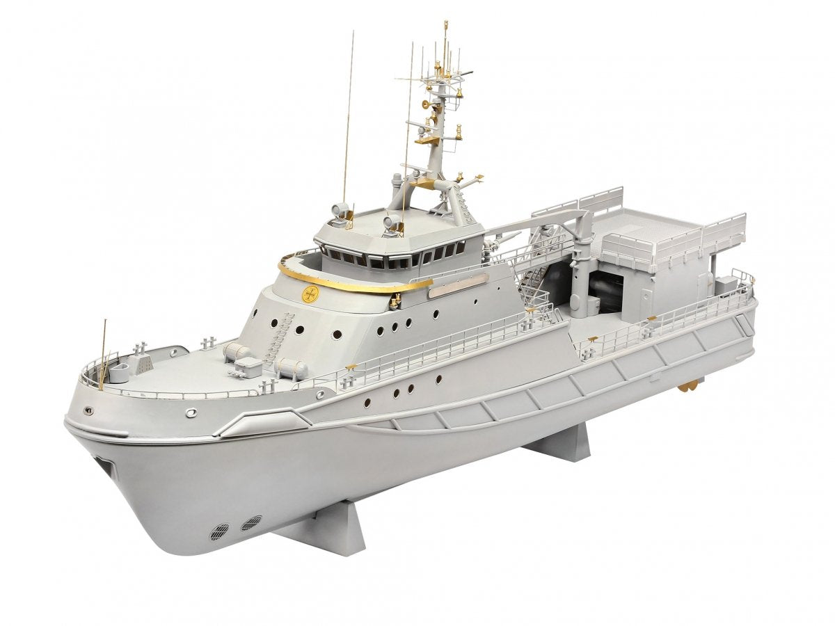 Revell 05198 Search &amp;amp; Rescue Vessel HERMANN MARWEDE Platinum Edition 1/72 – image 3