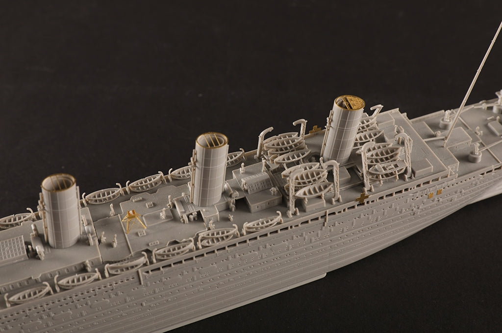 Hobby Boss 83422 HMHS Britannic 1/700 – image 18