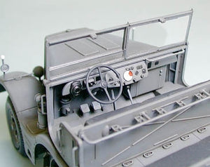 Tamiya 35239 German 18-Ton Heavy Half-Track FAMO 1/35 – image 8