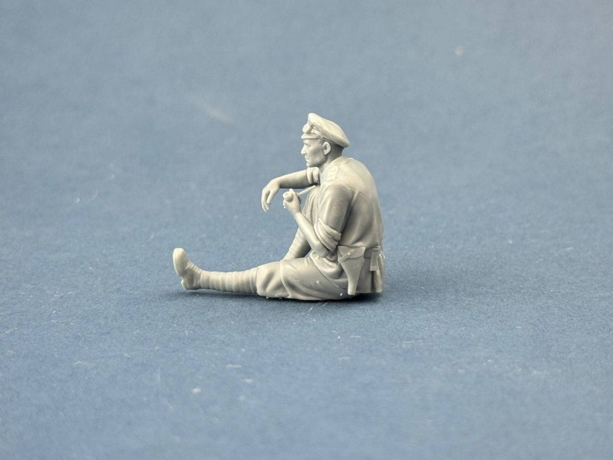 Copper State Models F32-067 British Dispatch Rider smoking pipe (Motorcycle not included) 1/32 – image 4