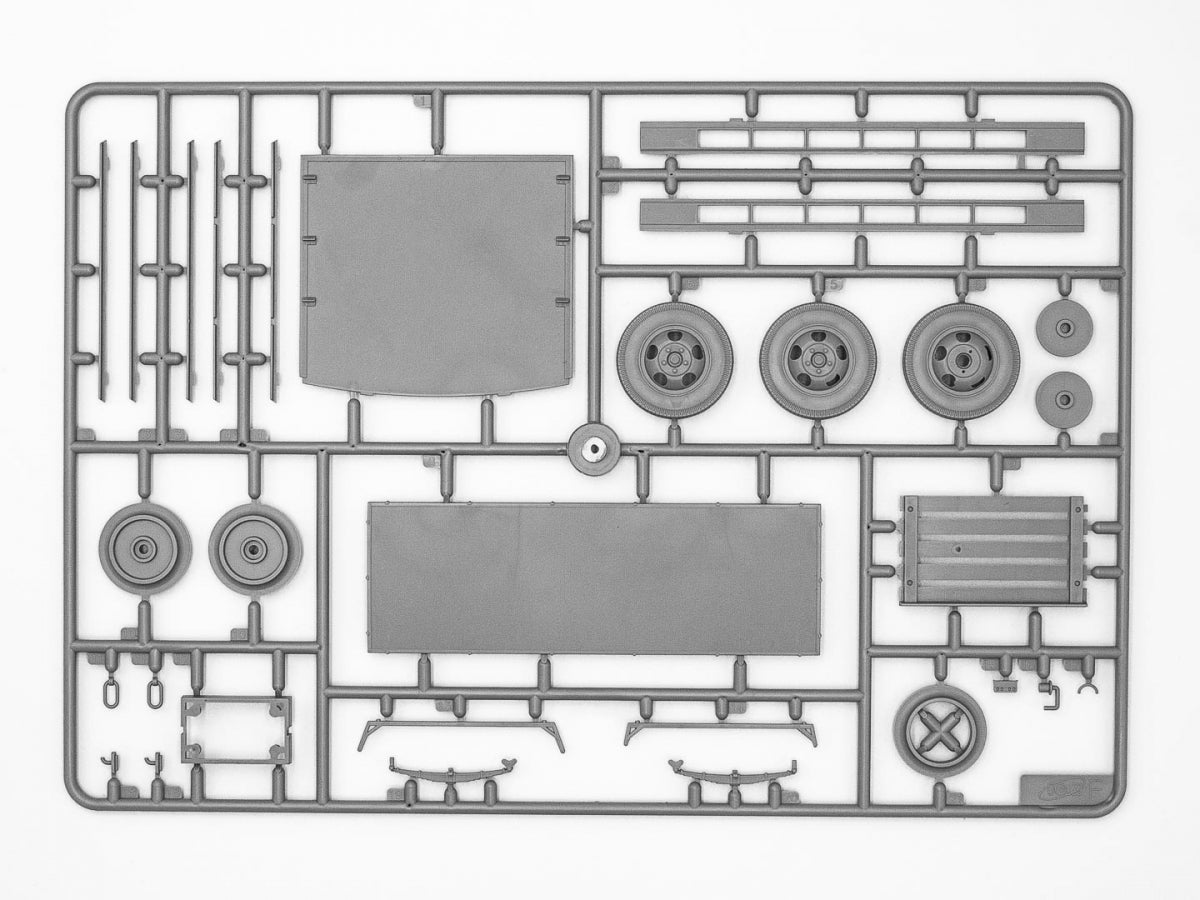 ICM DS3523 Sankas WWII Wehrmacht Ambulance Trucks 1/35 – image 16