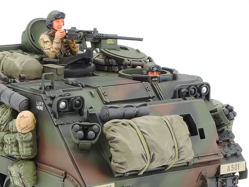 Tamiya 35265 U.S. M113A2 Armored Personnel Carrier Desert Version 1/35 – zdjęcie 4