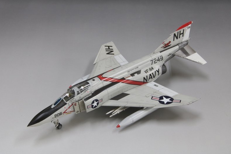 Fine Molds FP43S U.S. Navy Jet Fighter F-4J &amp;quot;Aardvarks&amp;quot; 1/72 – zdjęcie 2