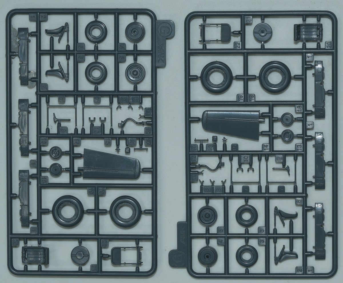 AMK 88010 Mi-17 Hip Early 1/48 – immagine 8