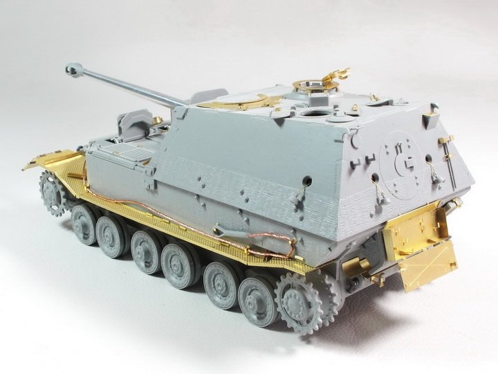 ET Model E35-215 WWII German Ferdinand/Elefant Schwerer Jagdpanzer Fenders (For DRAGON Kit) (1/35) – image 5