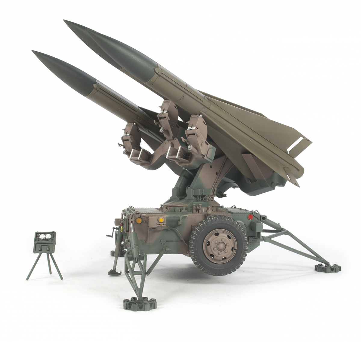 AFV Club 35310 MIM-23 Hawk Surface-to-air missile JGSDF Version 1/35 – zdjęcie 4