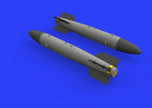 Eduard 672214 B43-0 Nuclear Weapon w/ SC43-4/ -7 tail assembly 1/72 – zdjęcie 3