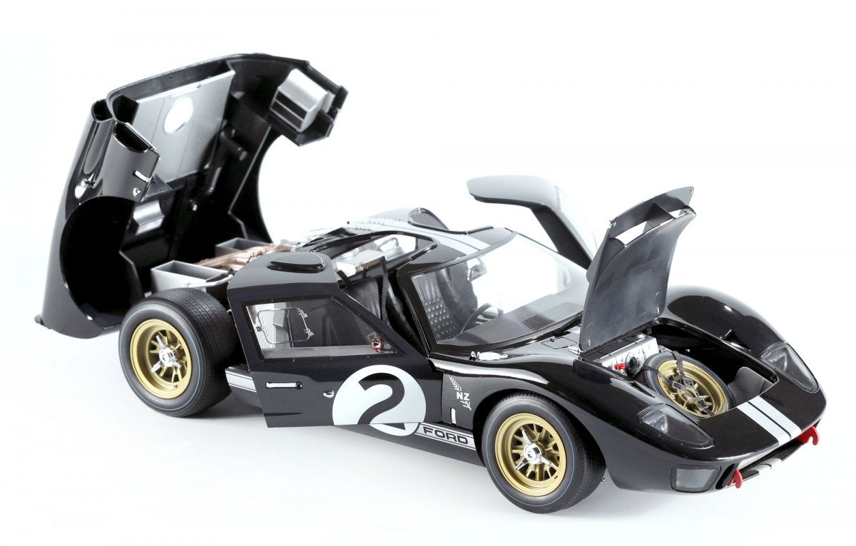 Meng Model RS-003 Ford GT40 Mk.II &amp;#39;66 Champion (pre-coloured) 1/12 – zdjęcie 4