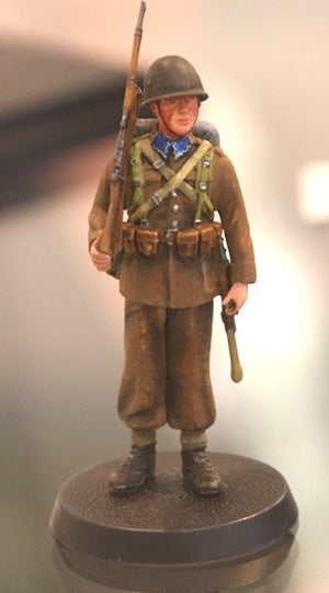 ToRo Model 35F103 September 1939 - Polish Soldier with full field equipment 1/35 – image 3