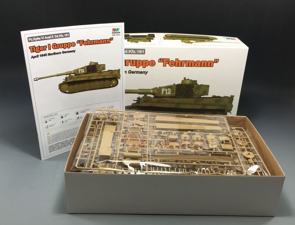 Rye Field Model 5005 Tiger I Gruppe Fehrmann April 1945 Northern Germany – image 2