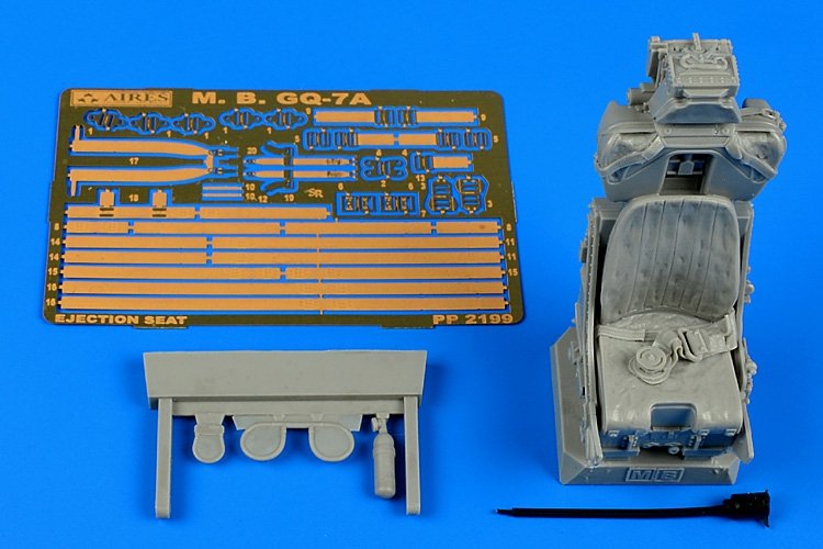 Aires 2199 MB Mk GQ-7A ejection seat 1/32 Italeri