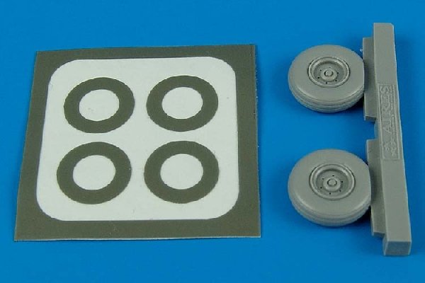Aires 7209 Mil Mi-8 wheels &amp;amp; paint masks 1/72 Other