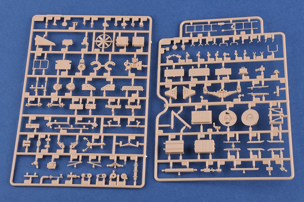 Hobby Boss 85517 Russian BAZ-64022 with 5P85TE2 TEL S-400 1/35 – image 17