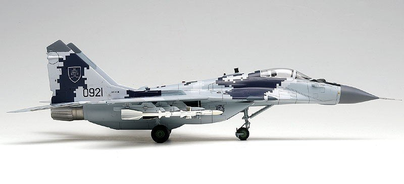 Academy 12227 Mig-29 AS Slovak Air Force 1/48 – zdjęcie 2