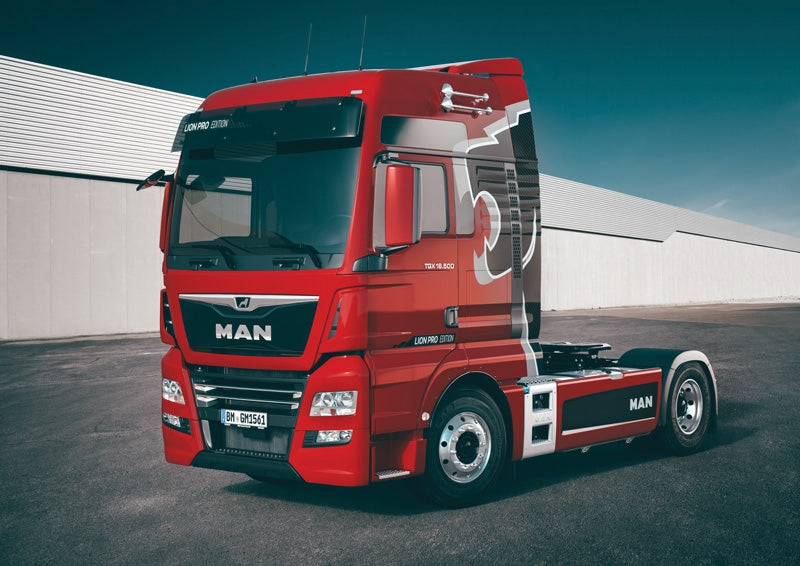 Italeri 3959 MAN TGX 18.500 XXL Lion Pro Edition 1/72 – zdjęcie 2