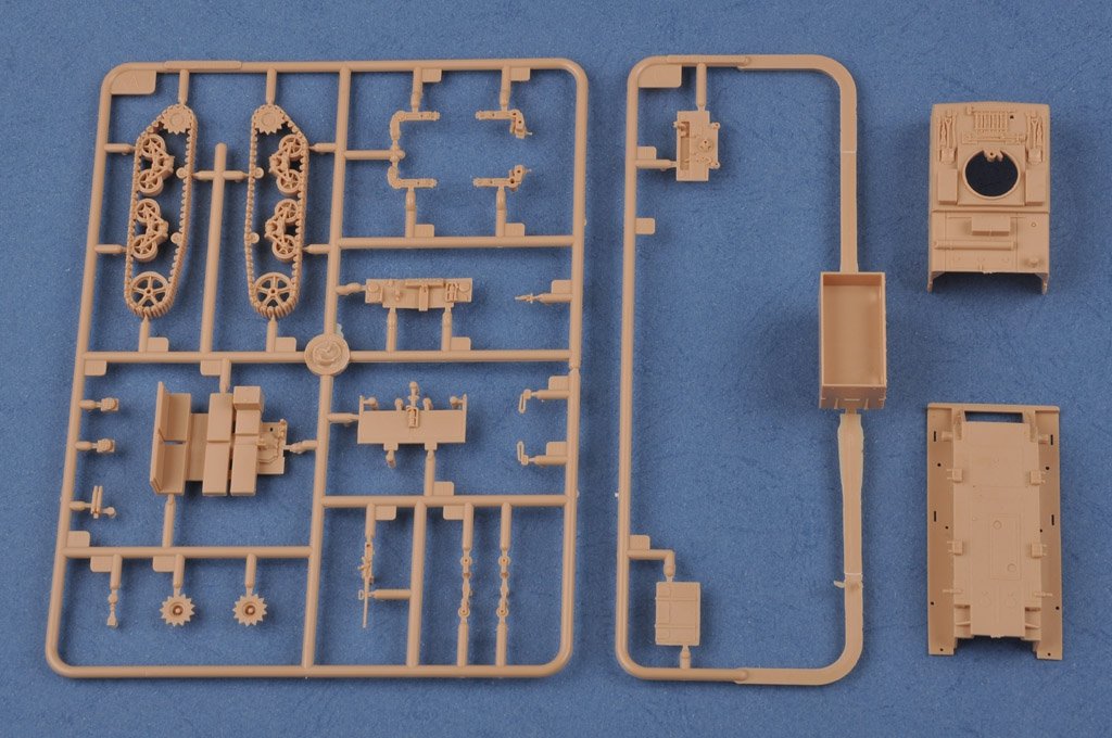 Hobby Boss 82920 M4 High Speed Tractor 3-in./90mm 1/72 – zdjęcie 4
