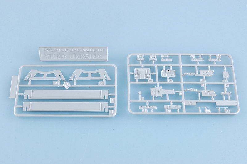 Trumpeter 05723 Ukraine Navy Slava Class Cruiser Vilna Ukraina 1/700 – zdjęcie 6