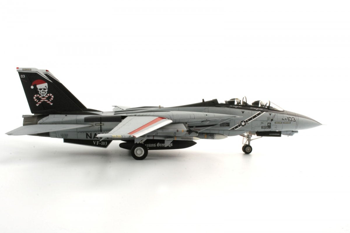 KA Models KP-72002A F-14A PLUS Tomcat &amp;quot;SantaCat&amp;quot; (ex Fujimi) 1/72 – zdjęcie 3