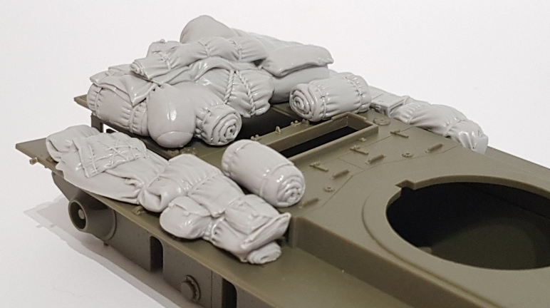 Panzer Art RE35-627 Stowage set for A34 “Comet” 1/35 – image 2