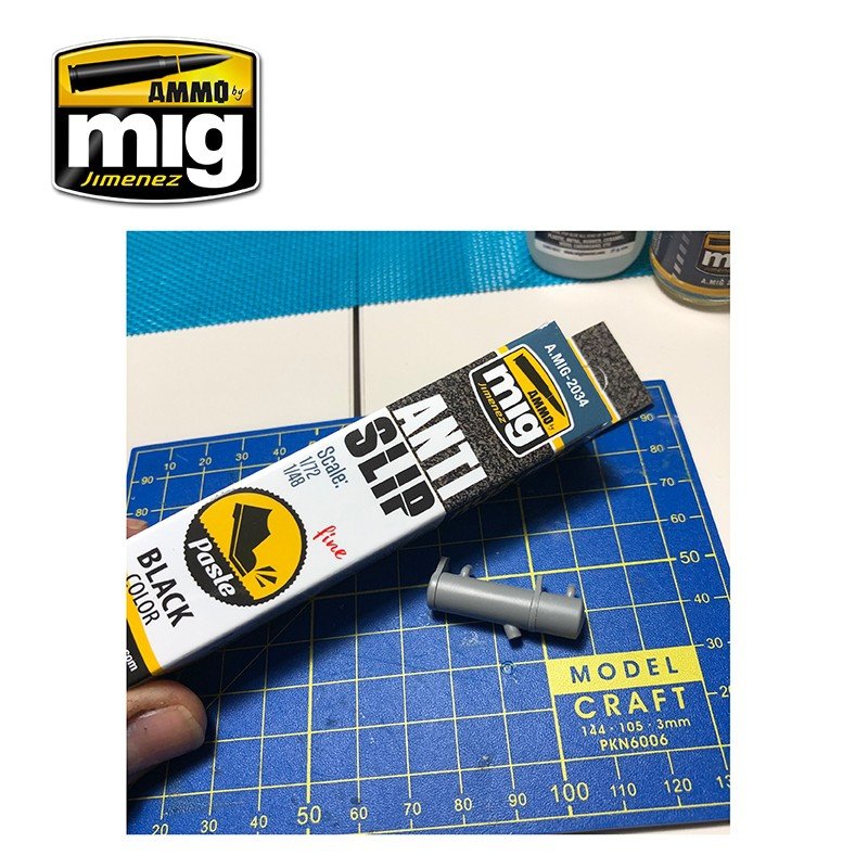 Ammo of Mig 2034 ANTI-SLIP PASTE - BLACK COLOR FOR 1/72 &amp;amp; 1/48 – zdjęcie 6