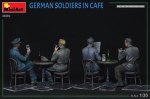 MiniArt 35396 GERMAN SOLDIERS IN CAFE 1/35 – zdjęcie 5