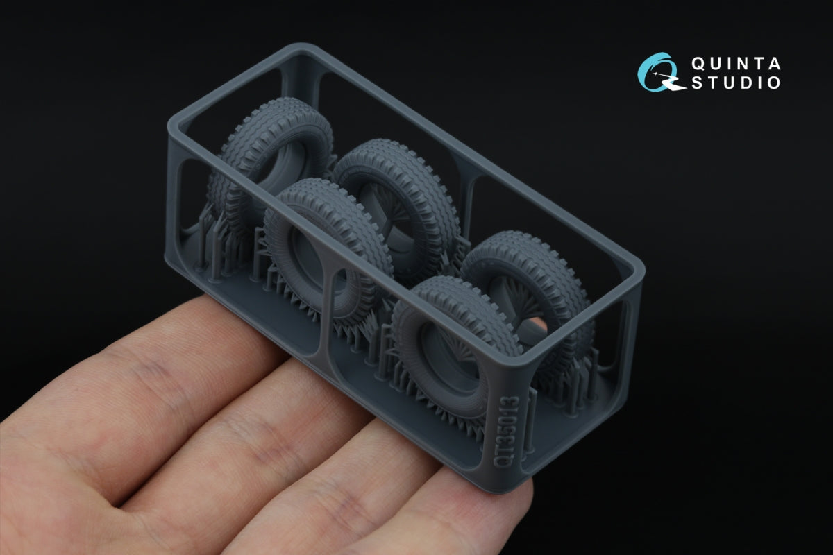 Quinta Studio QT35013 UAZ-469 Family tyre set (Zvezda) 1/35 – zdjęcie 3