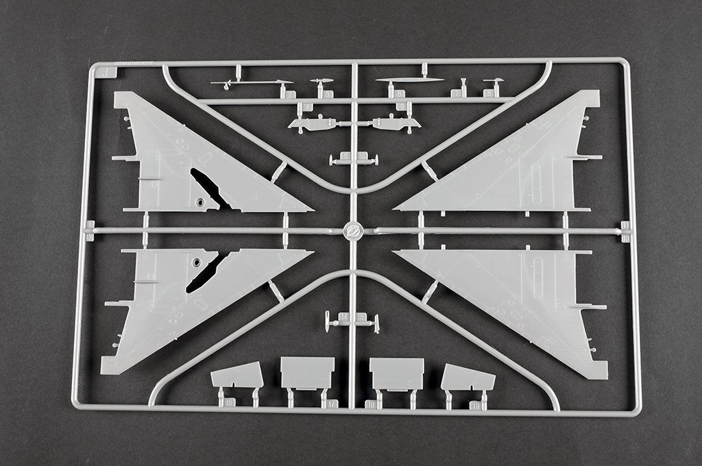 Trumpeter 02824 JJ-7 Trainer 1/48 – zdjęcie 15