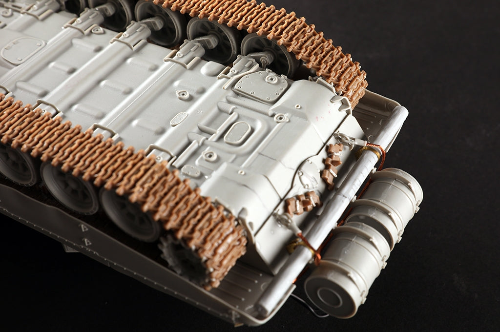 Trumpeter 09604 T-72M1 MBT 1/35 – image 18
