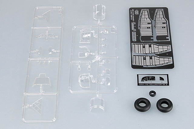 Trumpeter 02823 WELLINGTON Mk.III 1/48 – zdjęcie 4